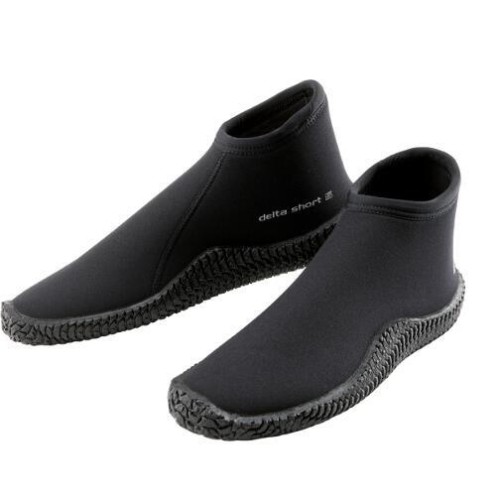 Bottillons Delta Short Scubapro-vente matériel de plongée en ligne-planet plongée