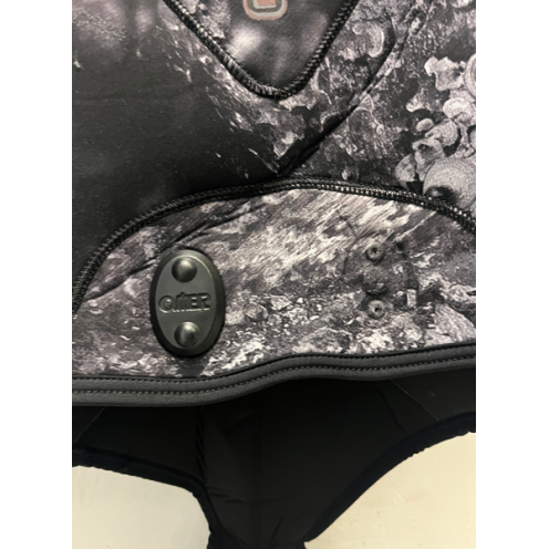 Veste Omer Black Stone 5mm XL – Apnée & Chasse Sous-Marine – Occasion