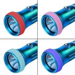 Lampe de Plongée 1800 Lumens S18 | Tek & Souterraine